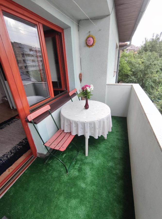 Cozy Room With A Balcony Сараєво Екстер'єр фото